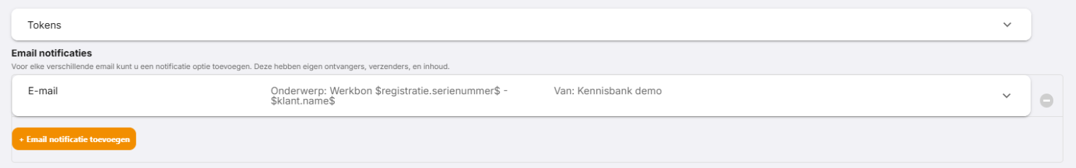 De tab E-mails van een formulier.